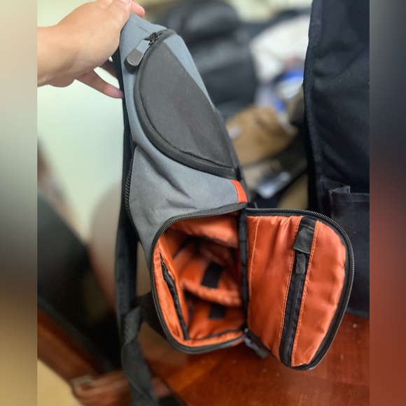 Tamrac 4276 Medium Sized Shoulder Camera/Lens / crossbody bag - Picture 4 of 9